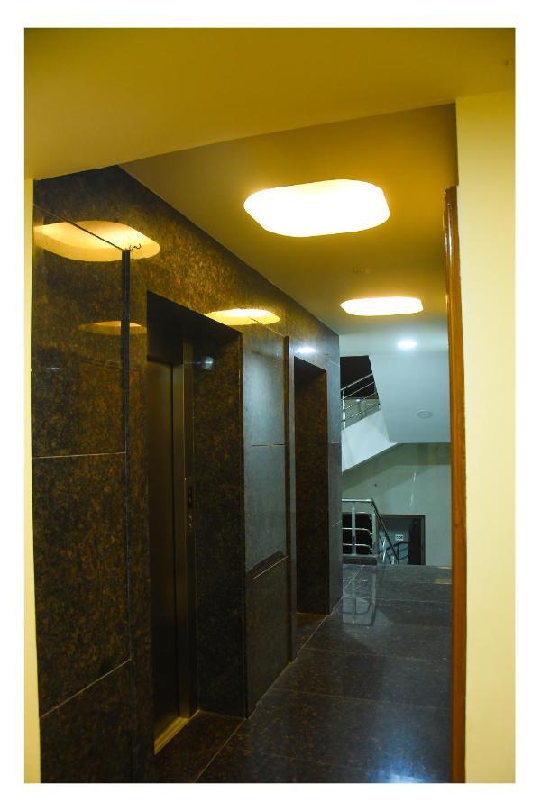 Hotel Sr Tiruchendur Tiruchchendur Exterior photo