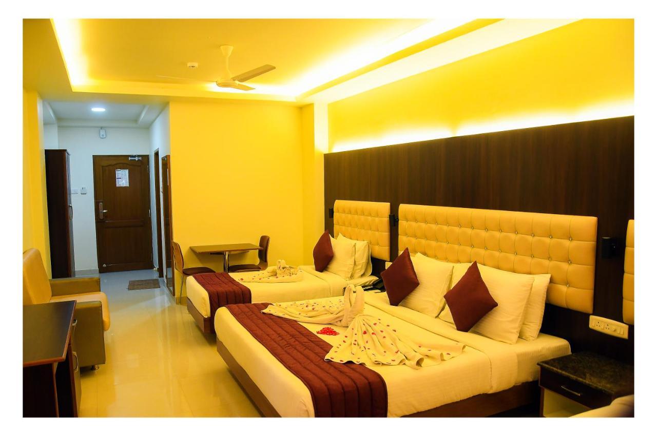 Hotel Sr Tiruchendur Tiruchchendur Exterior photo